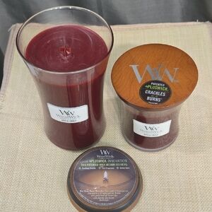 Woodwick Red Apple Crisp Candle Set with Crackling Wicks